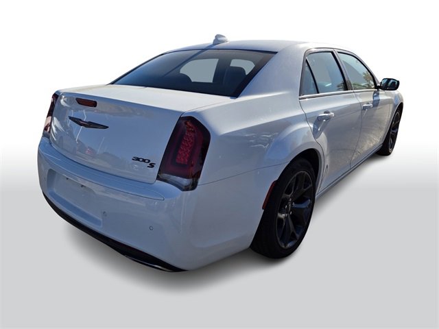Used 2021 Chrysler 300 S image 4