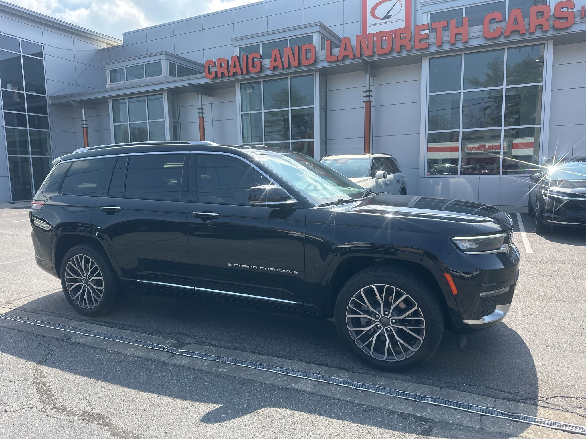 Used 2021 Jeep Grand Cherokee L Summit video 1