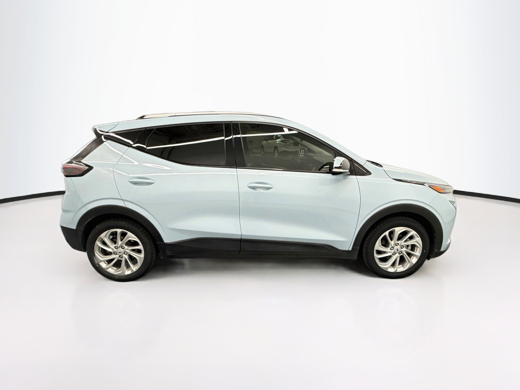 Used 2023 Chevrolet Bolt EUV LT w/ Driver Confidence Package FWD image 10