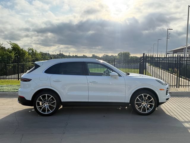 Used 2019 Porsche Cayenne AWD/4WD image 5