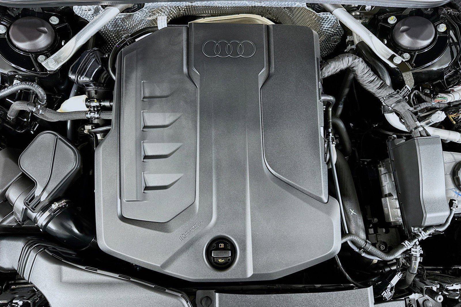 Used 2025 Audi A5 2.0T Premium w/ Convenience Package image 13