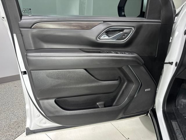 Used 2021 Chevrolet Suburban Z71 w/ Rear Media and Nav Package AWD/4WD image 12