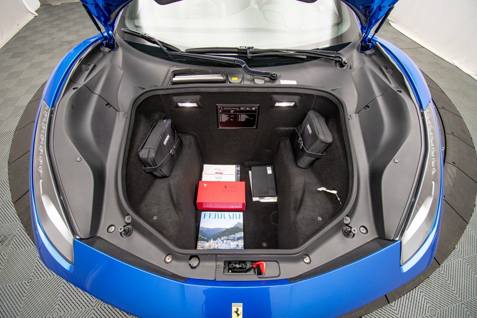 Used 2017 Ferrari 488 Spider RWD image 37