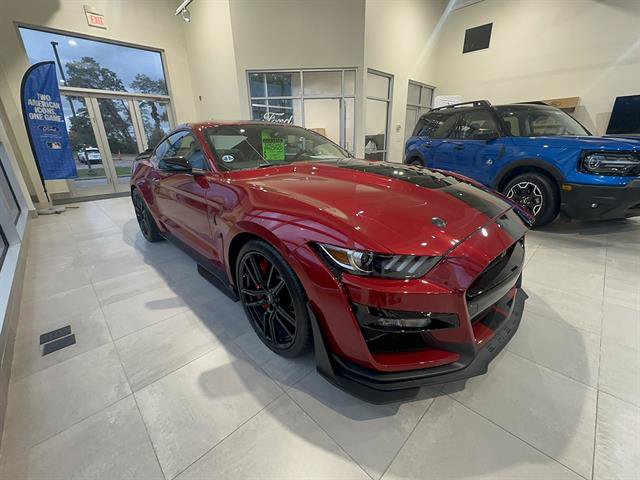 Used 2020 Ford Mustang Shelby GT500 w/ Technology Package RWD image 8
