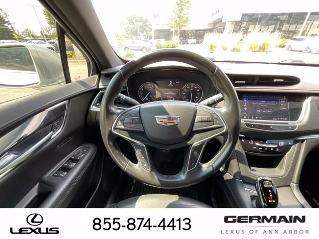 Used 2020 Cadillac XT5 Premium Luxury AWD/4WD image 15