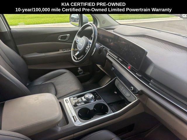 Certified 2025 Kia Carnival SX FWD image 16