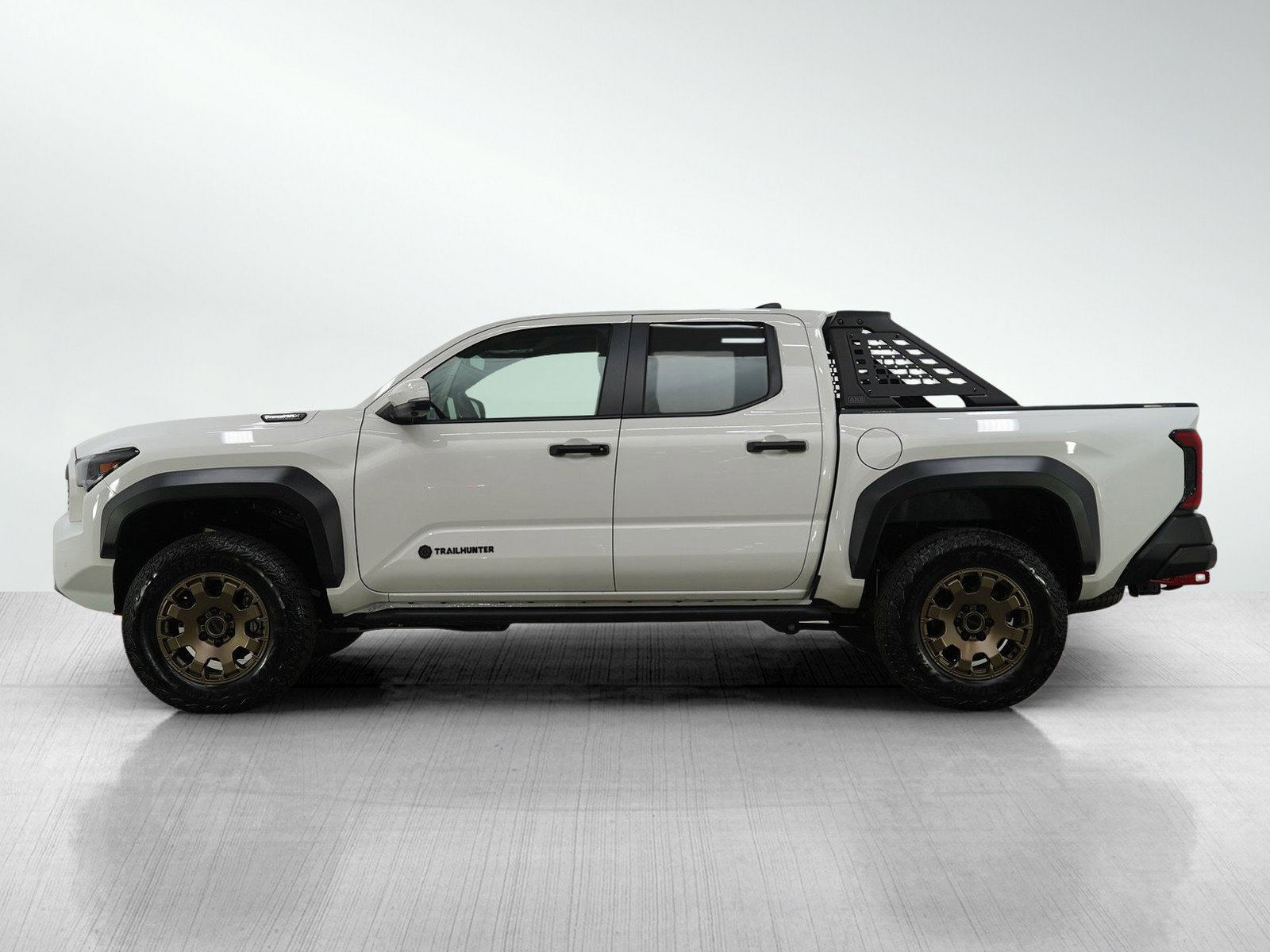 Used 2025 Toyota Tacoma 4x4 Double Cab Hybrid image 2