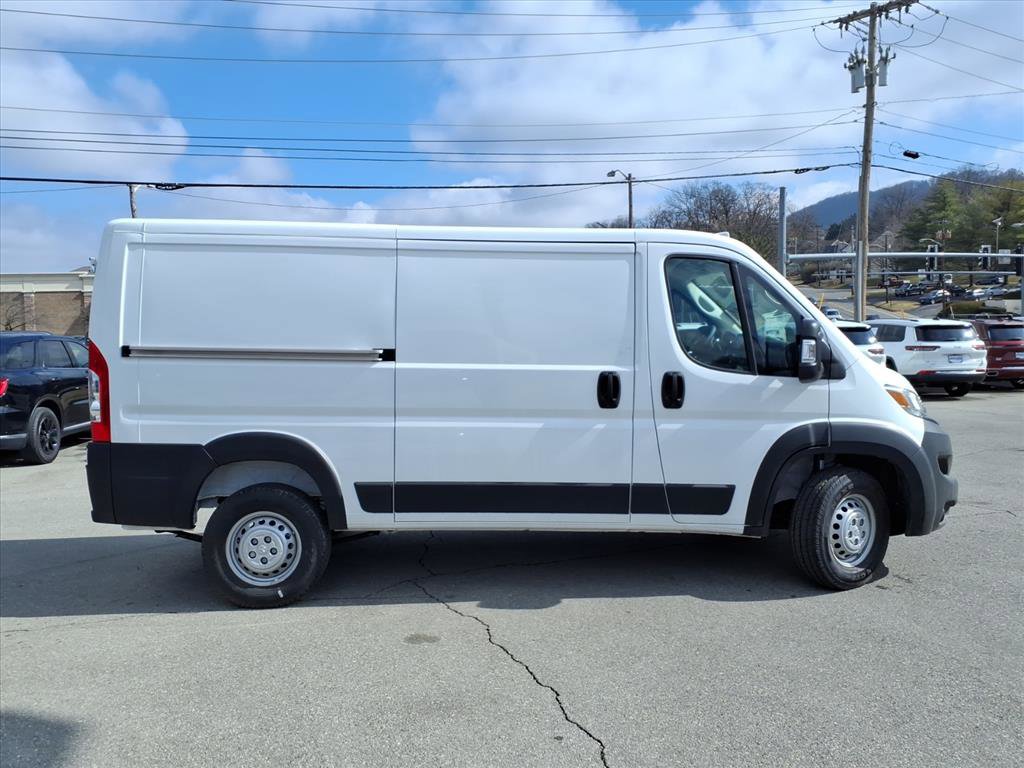 New 2026 RAM ProMaster 1500 w/ Convenience Group image 3
