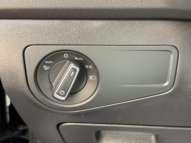 Certified 2023 Volkswagen Tiguan SEL R-Line AWD/4WD image 22