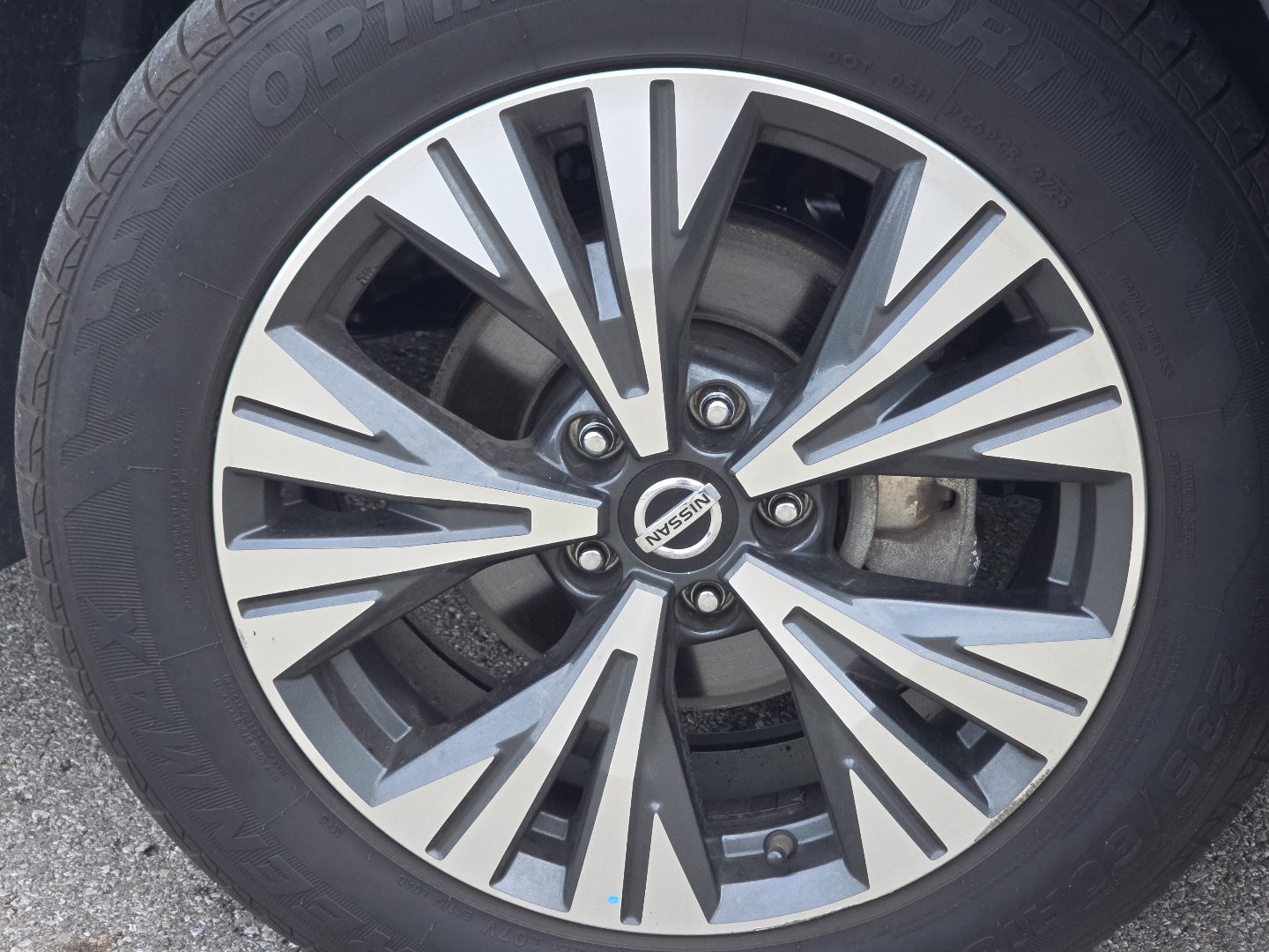 Used 2021 Nissan Rogue SV FWD image 8