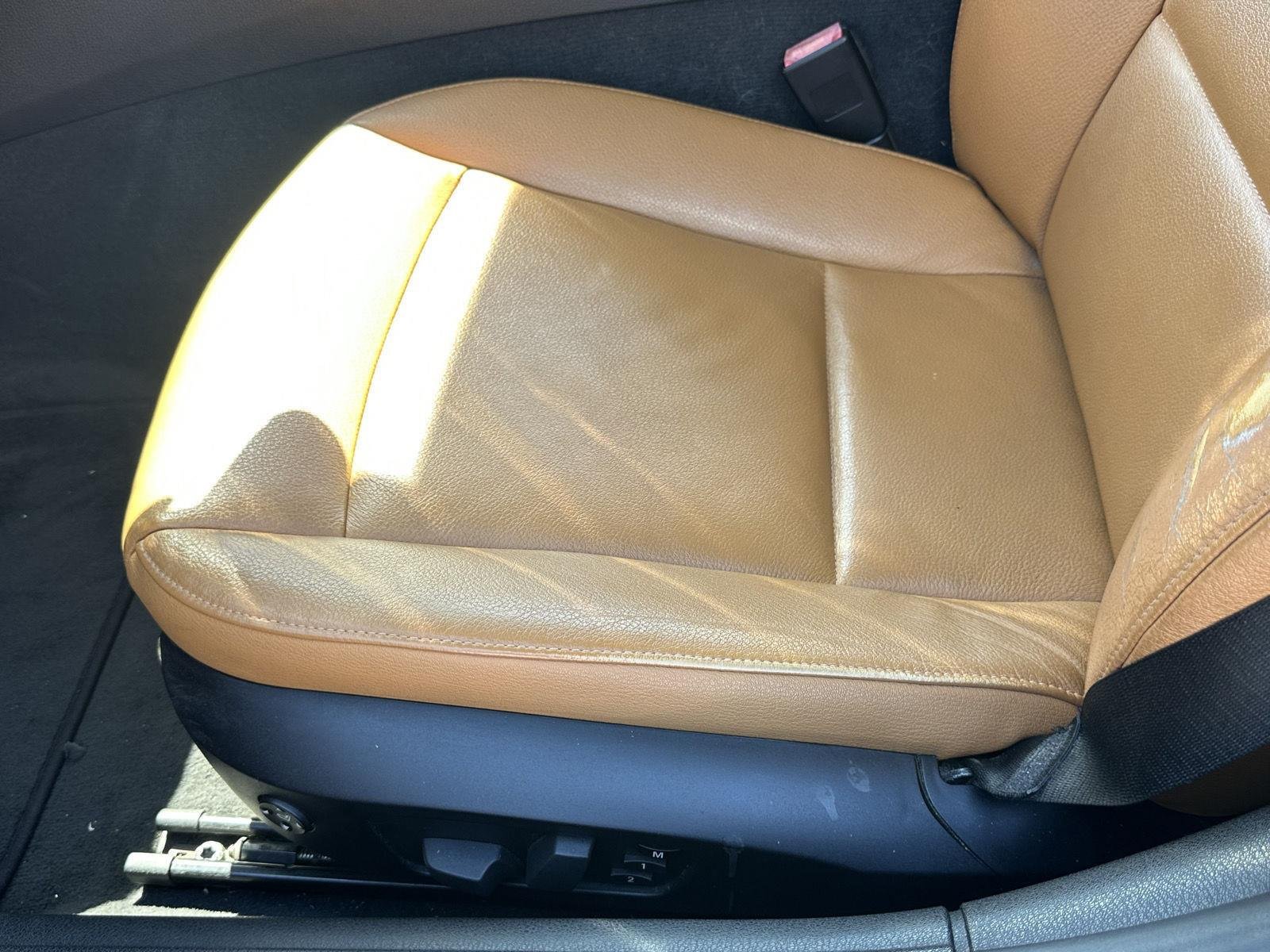 Used 2011 BMW Z4 sDrive30i RWD image 10