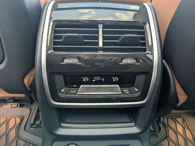 Used 2023 BMW X7 xDrive40i w/ Premium Package image 34