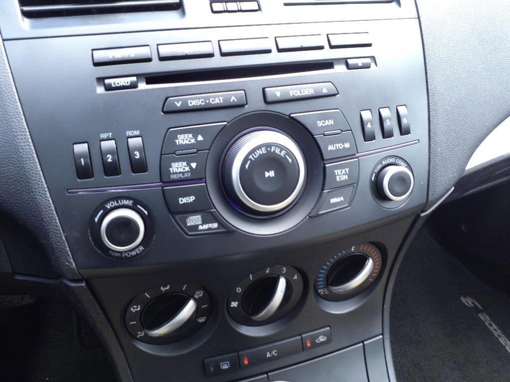 Used 2012 MAZDA MAZDA3 i Grand Touring image 13