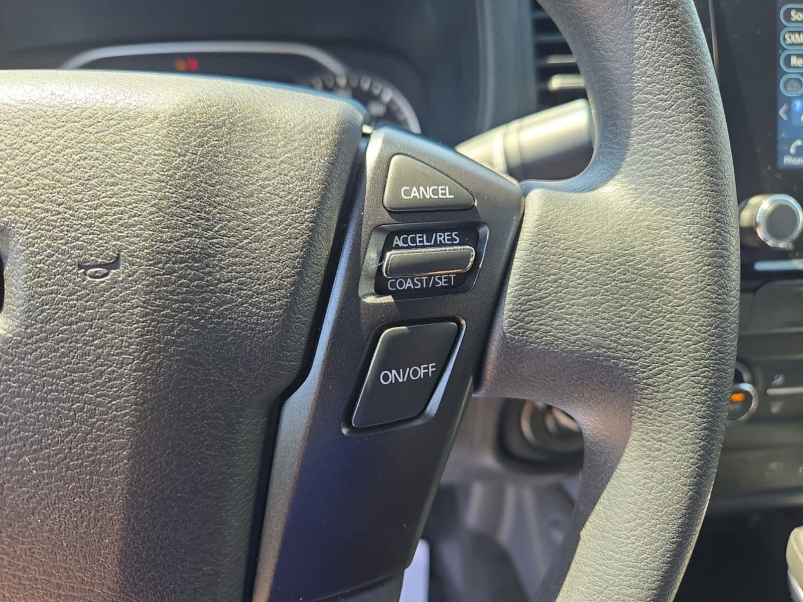 Used 2022 Nissan Frontier S AWD/4WD image 22