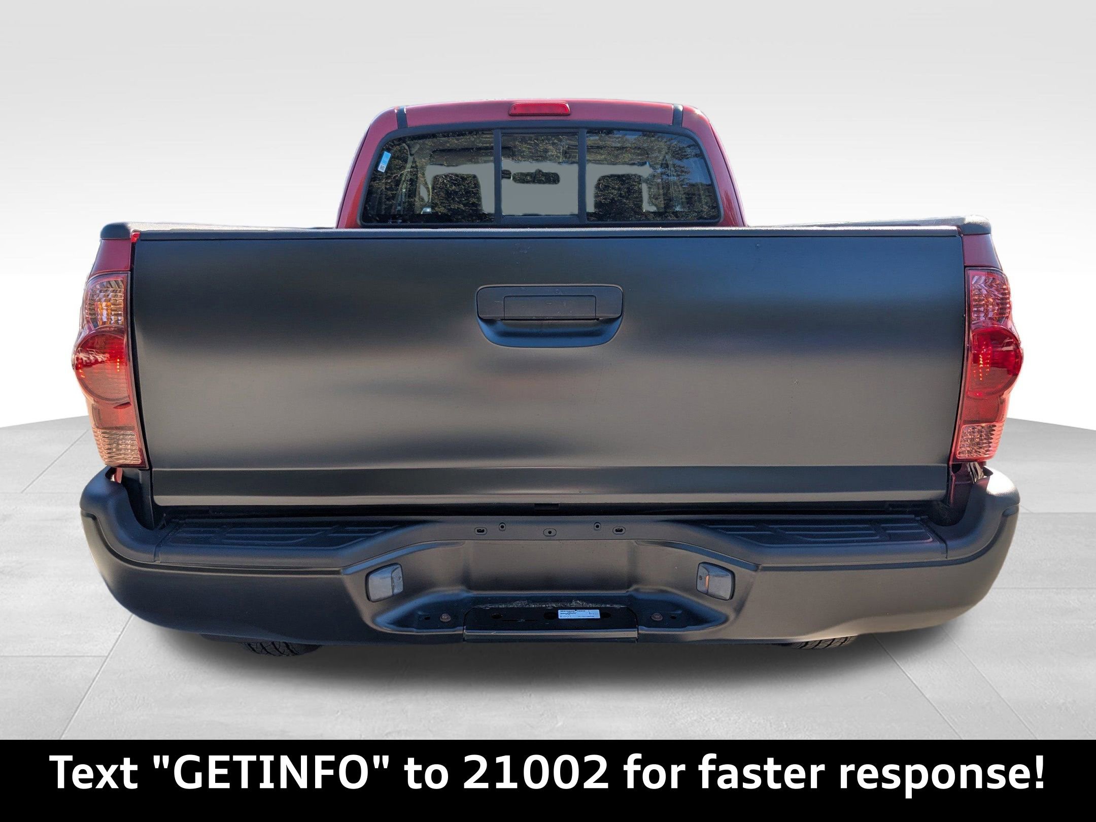 Used 2005 Toyota Tacoma PreRunner image 2