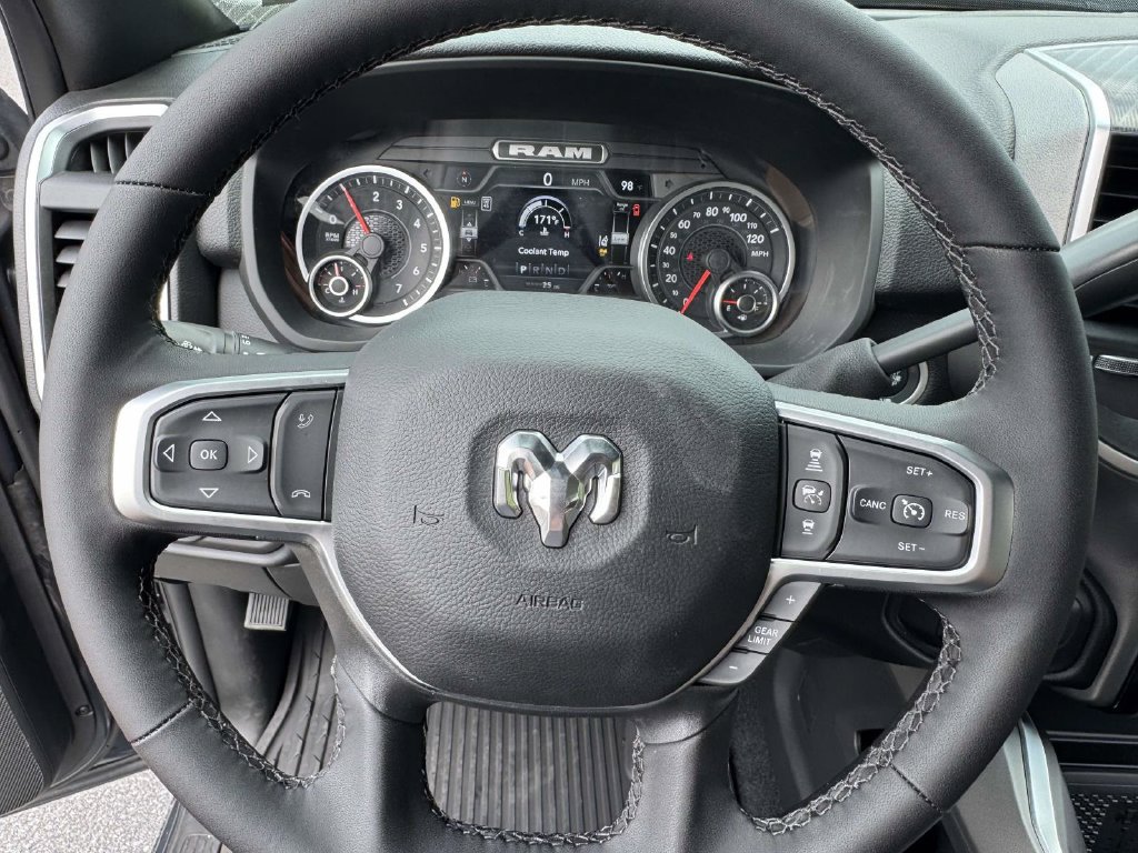 New 2026 RAM 2500 Big Horn AWD/4WD image 20