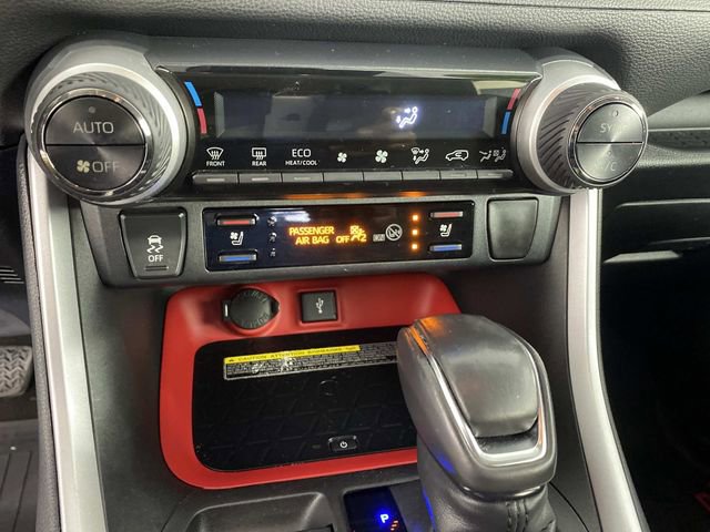 Used 2020 Toyota RAV4 TRD Off-Road AWD/4WD image 23