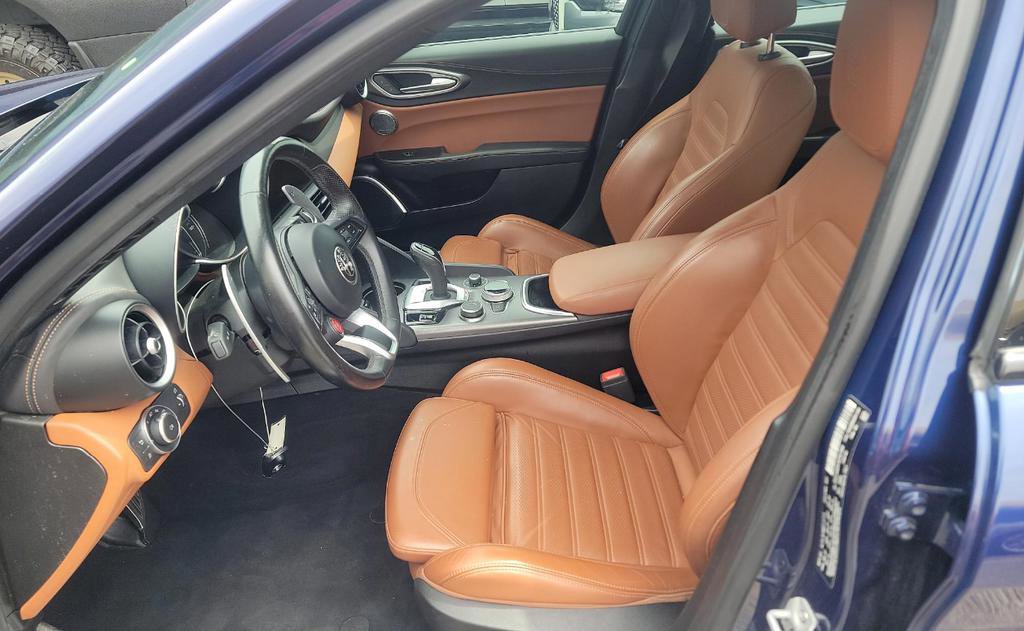 Used 2021 Alfa Romeo Giulia Ti Sport image 3