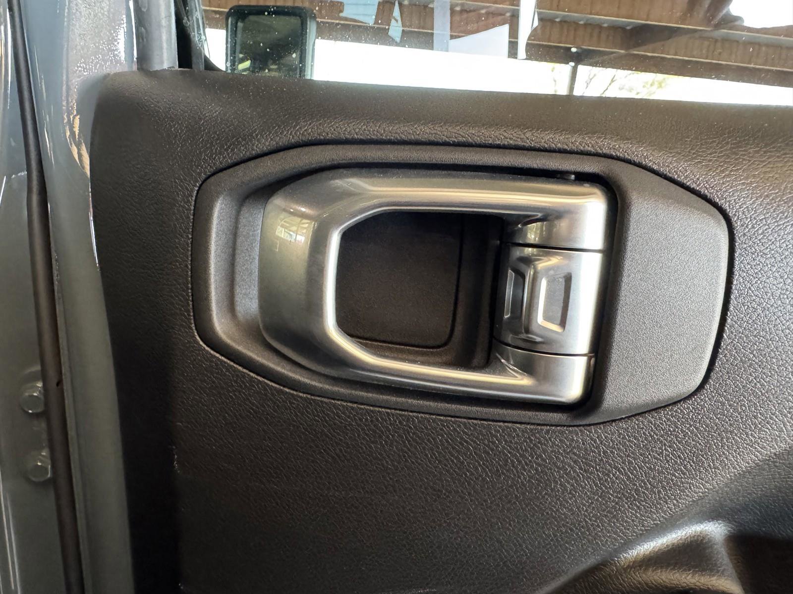 Used 2024 Jeep Wrangler Rubicon w/ XTREMEE 35" Tire Package image 33