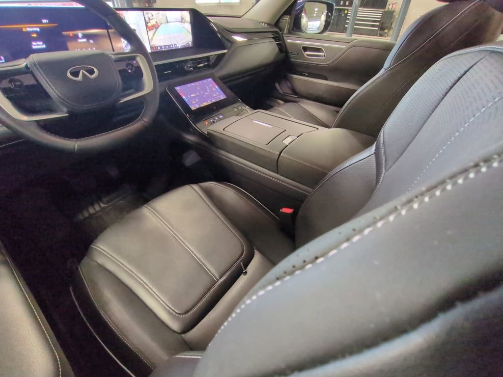 Used 2025 INFINITI QX80 Sensory image 20