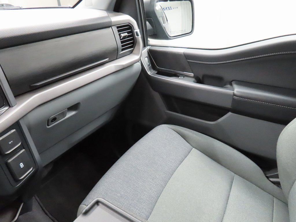 Used 2025 Ford F150 XLT w/ Equipment Group 301A Standard image 18