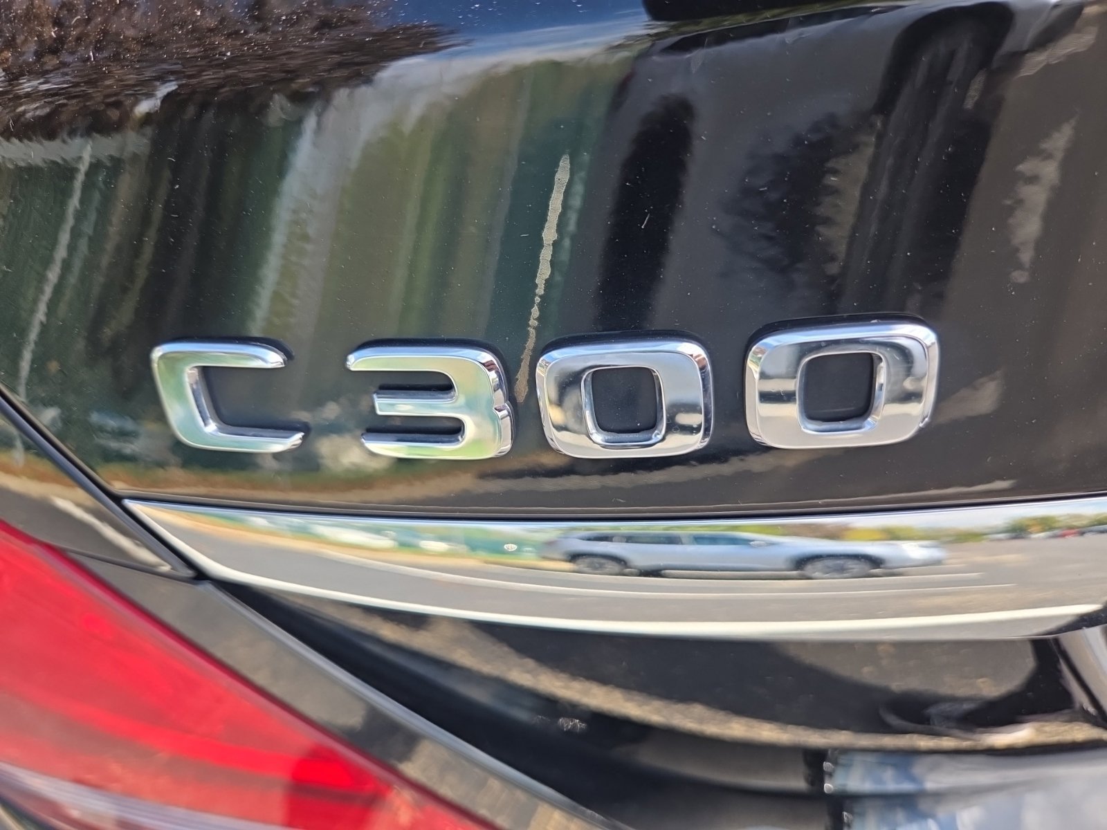Used 2018 Mercedes-Benz C 300 4MATIC Sedan image 7