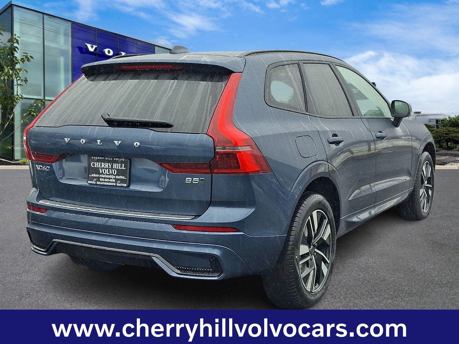 New 2026 Volvo XC60 B5 Core w/ Protection Package Premier image 5
