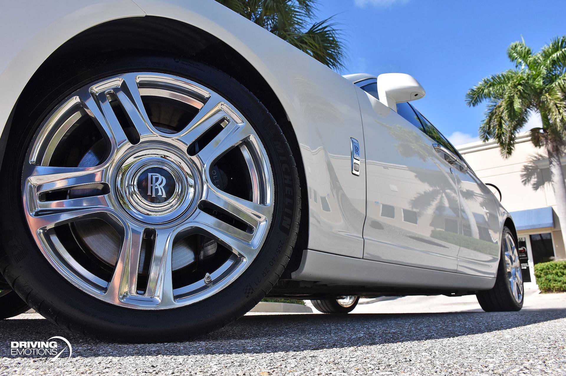 Used 2015 Rolls-Royce Ghost image 38