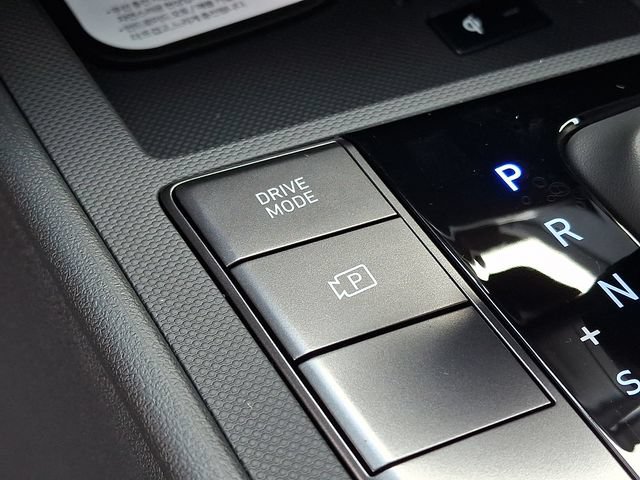New 2026 Hyundai Elantra SEL Sport FWD image 19