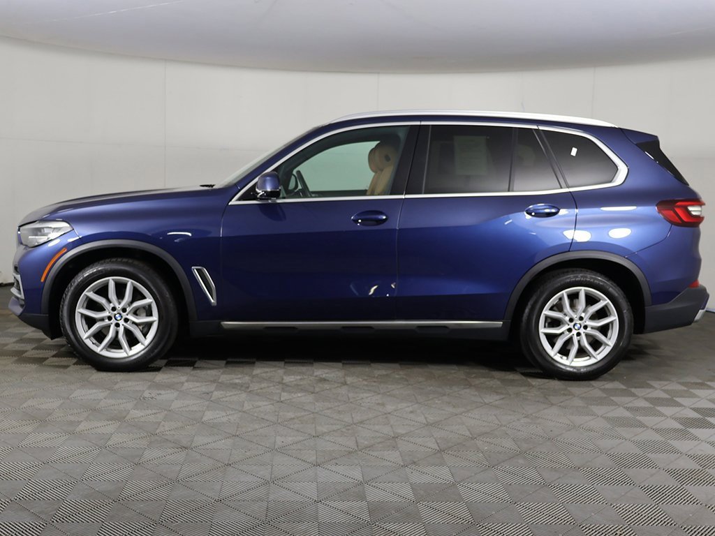 Used 2023 BMW X5 xDrive40i w/ Climate Comfort Package image 18