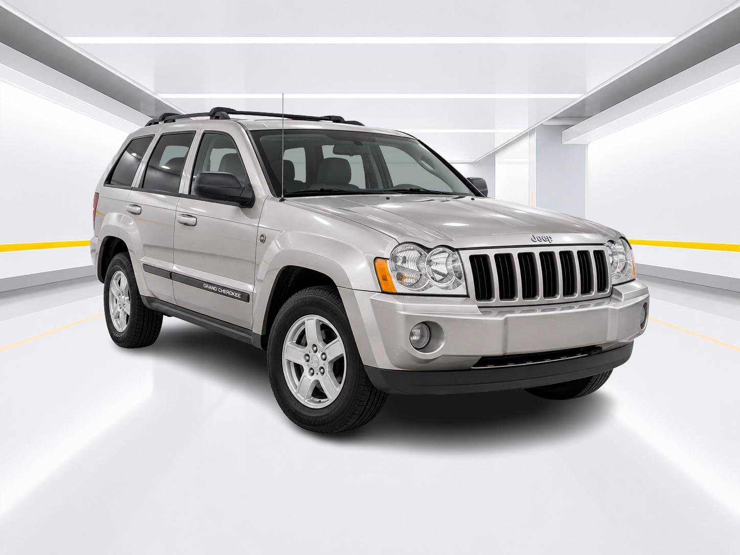 Used 2007 Jeep Grand Cherokee Laredo AWD/4WD image 7