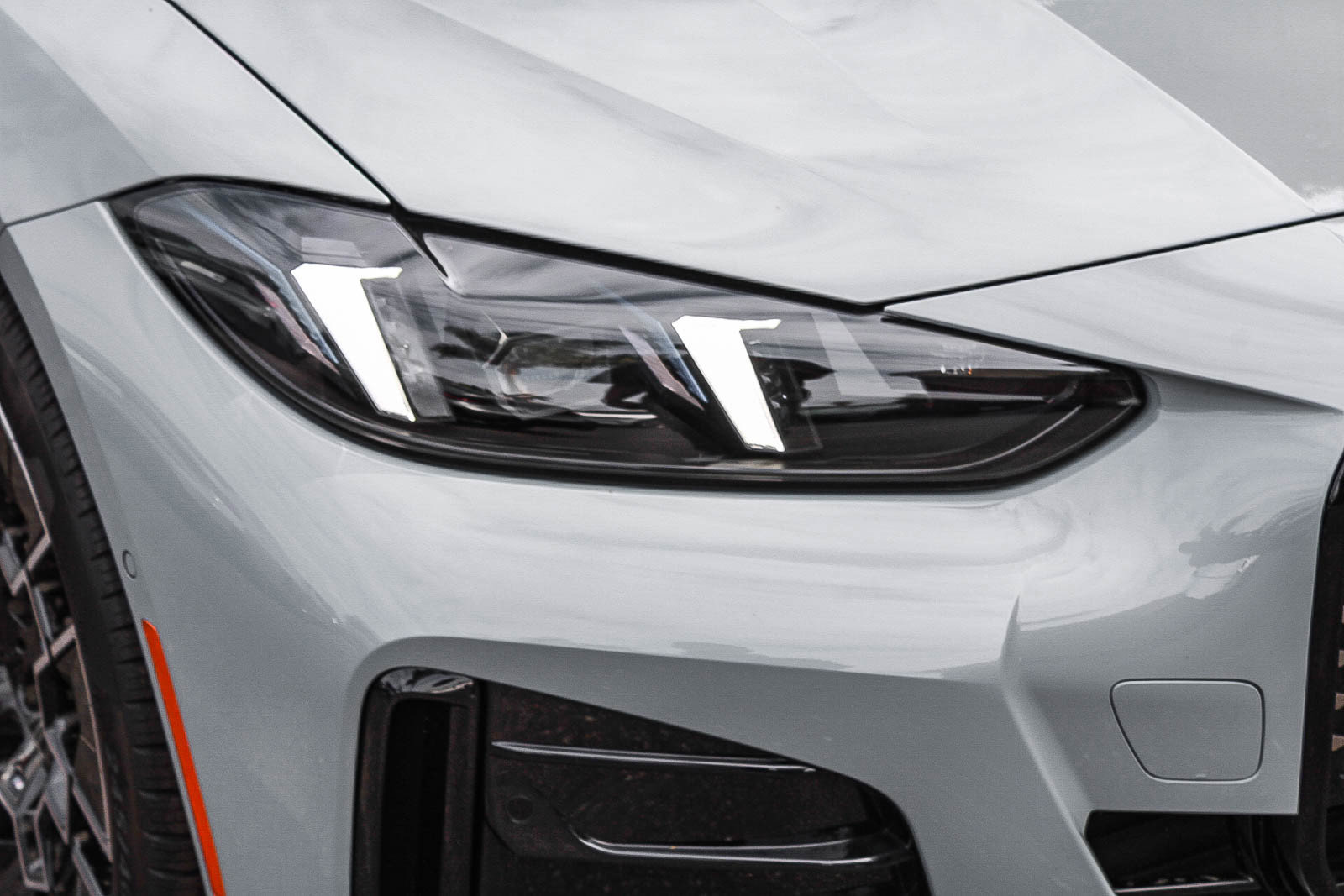 New 2026 BMW i4 eDrive40 w/ M Sport Package RWD image 8