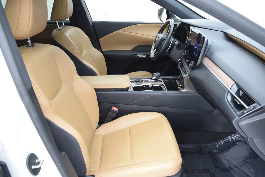 Used 2023 Lexus RX 350 Premium w/ Accessory Package (Z1) FWD image 17
