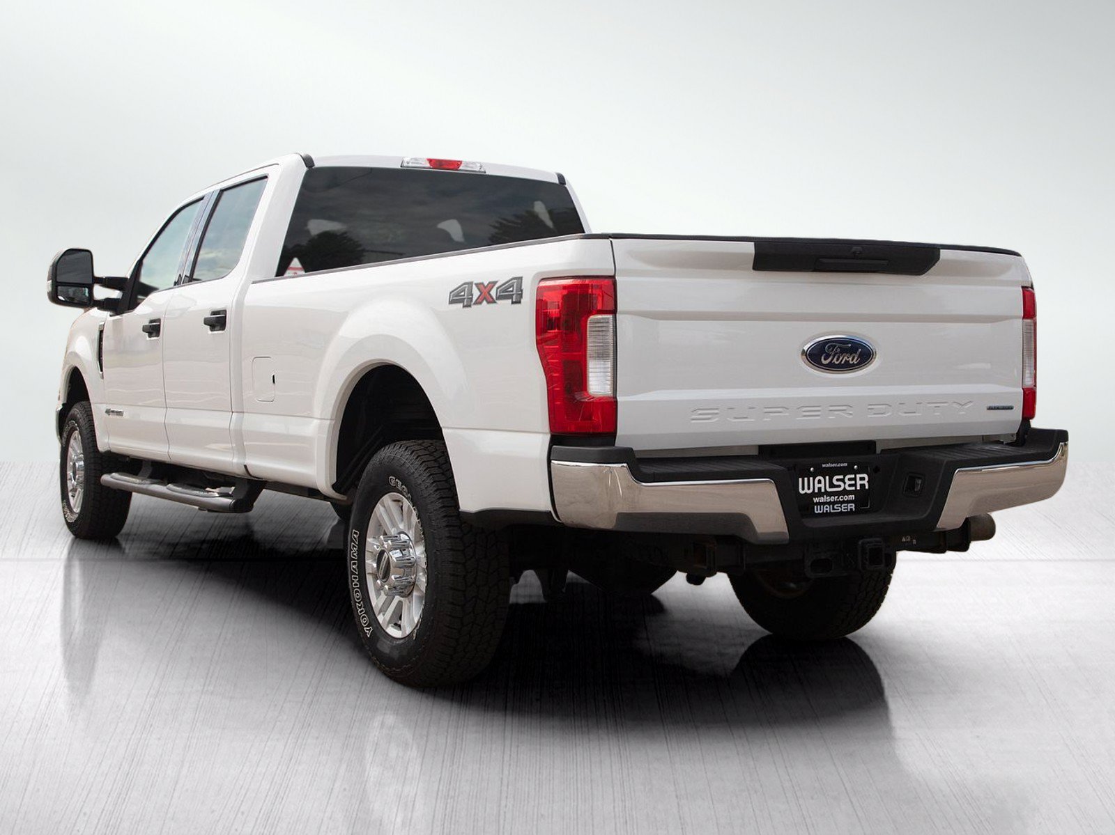 Used 2018 Ford F350 XLT AWD/4WD image 3