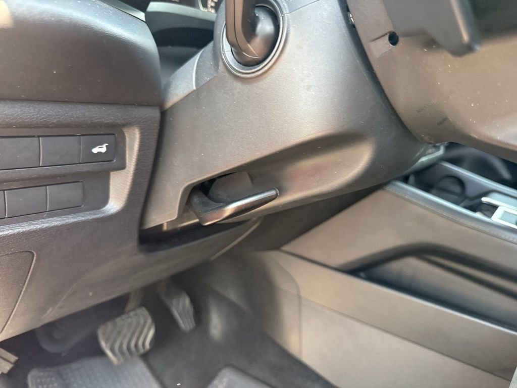 Used 2022 Mitsubishi Outlander SE image 17