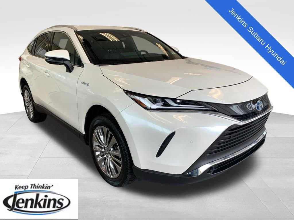 Used 2021 Toyota Venza XLE w/ Softex Package image 1