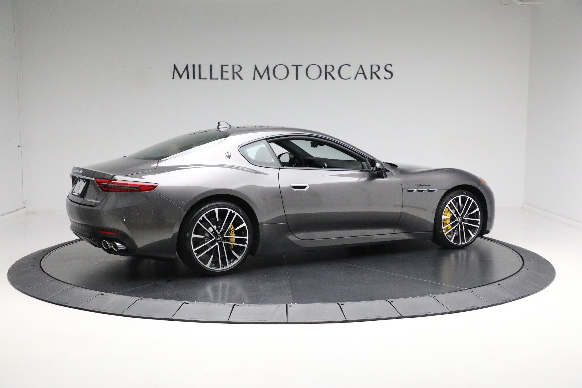 Certified 2024 Maserati GranTurismo Modena AWD/4WD image 12