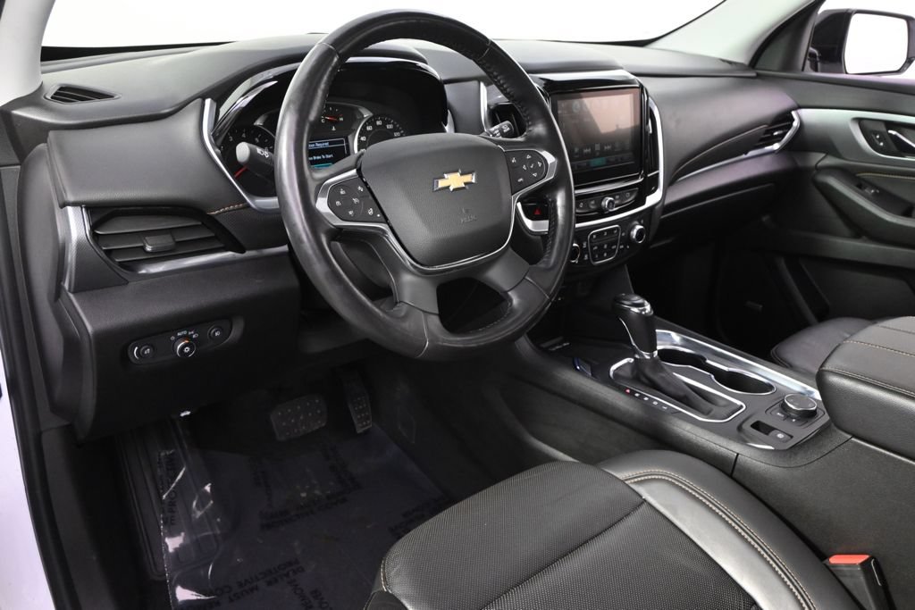 Used 2018 Chevrolet Traverse Premier w/ Redline Edition AWD/4WD image 12
