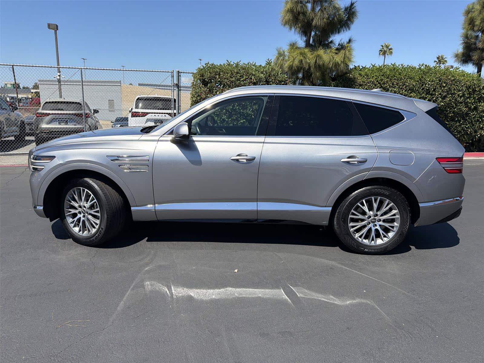 Used 2024 Genesis GV80 2.5T AWD/4WD image 3