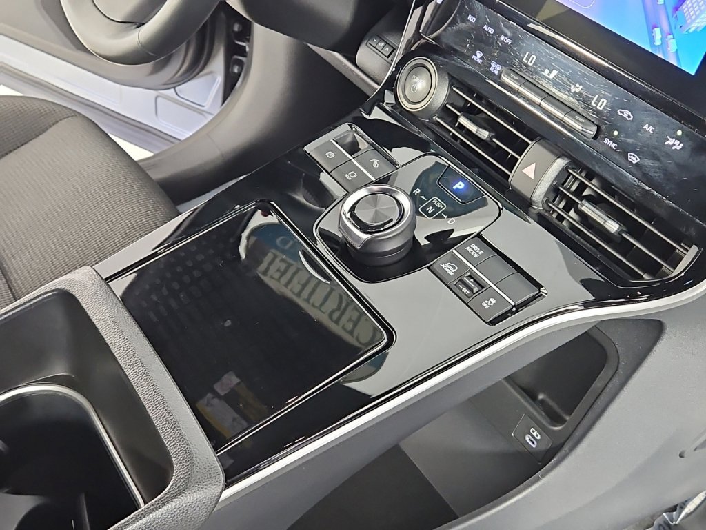 Certified 2023 Subaru Solterra AWD image 15