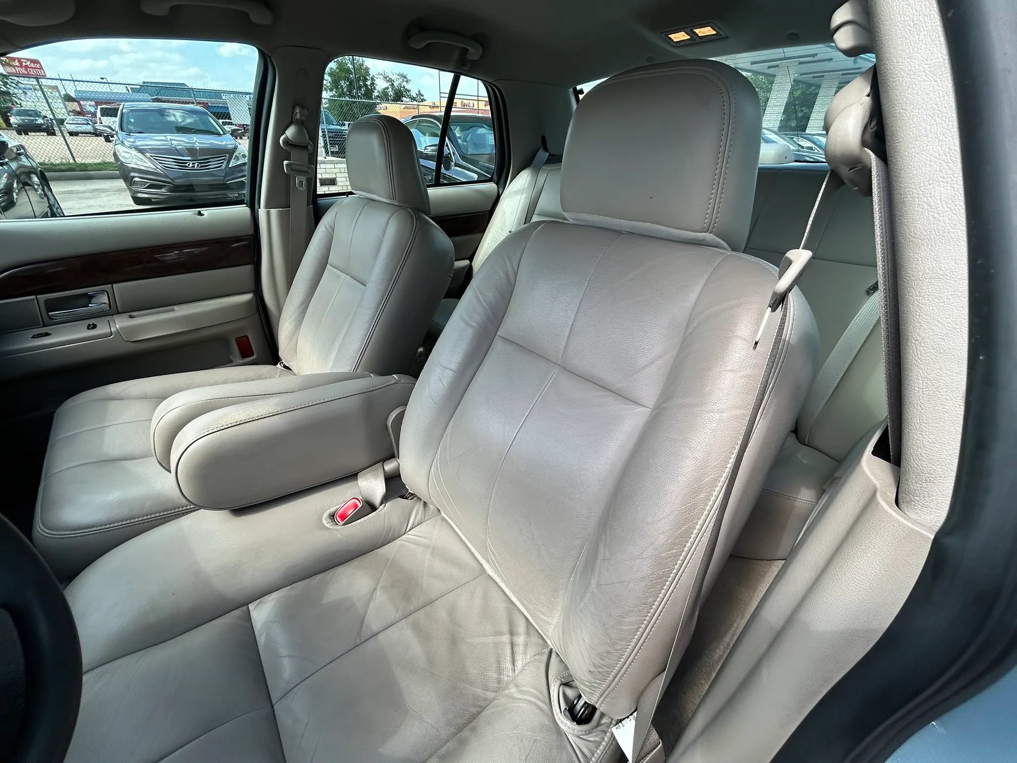 Used 2006 Mercury Grand Marquis GS RWD image 9