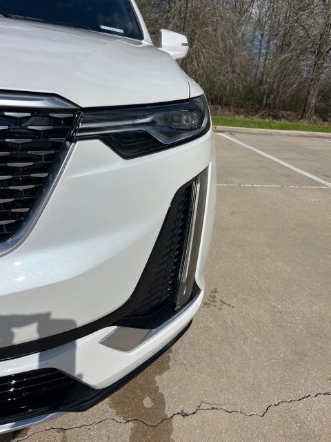 New 2025 Cadillac XT6 Luxury image 13