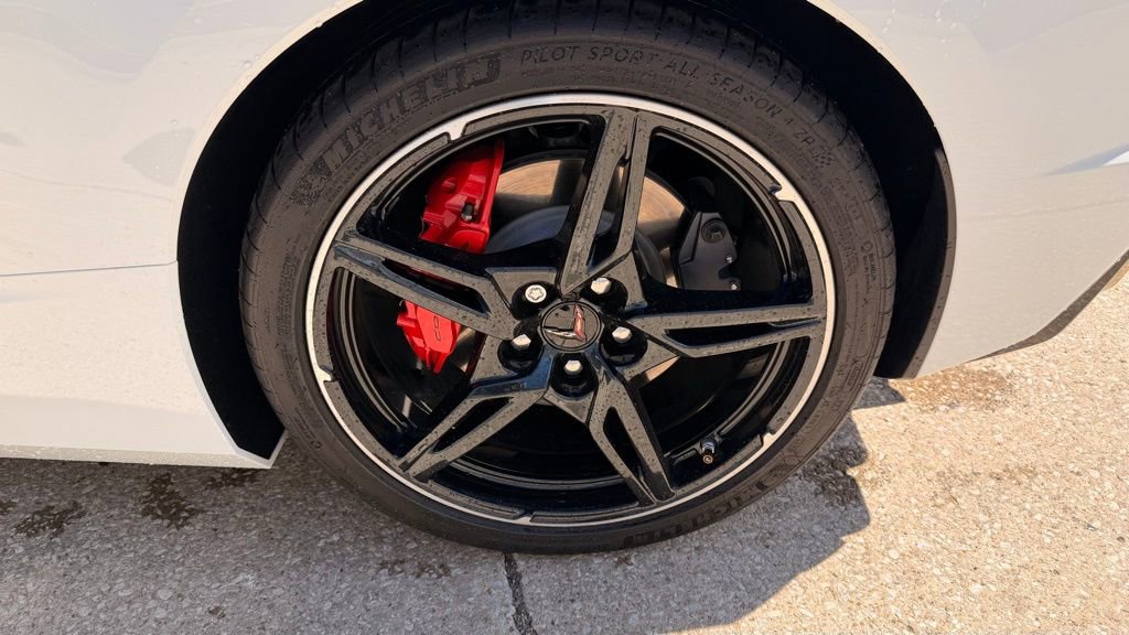 Used 2020 Chevrolet Corvette Stingray Preferred Cpe w/ 2LT Preferred Equipment Group image 31