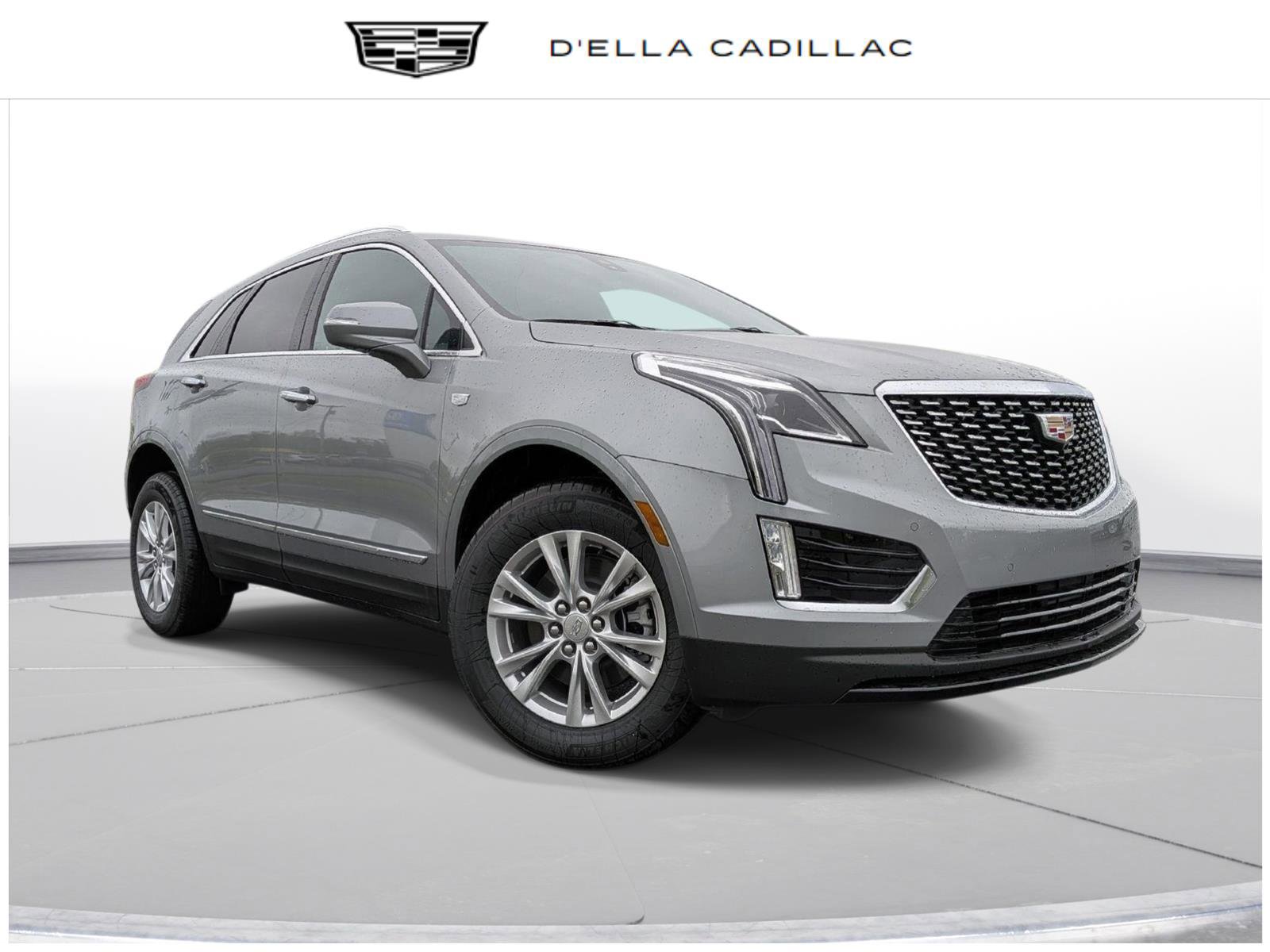 New 2026 Cadillac XT5 Luxury