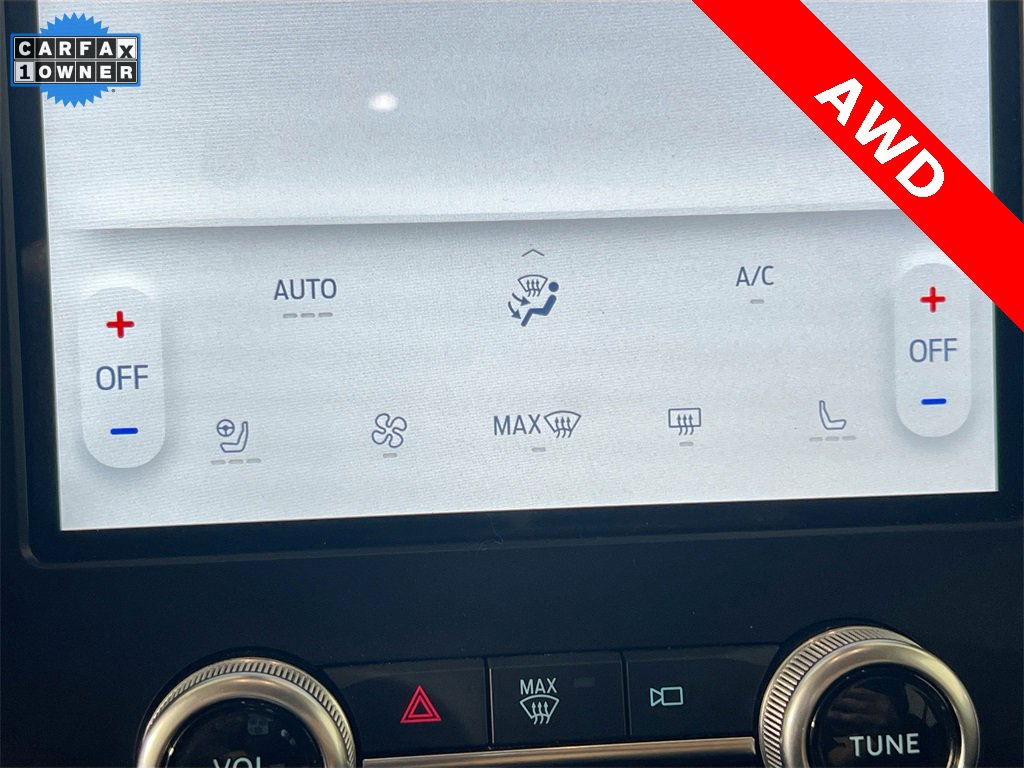 Used 2024 Ford Edge Titanium image 15