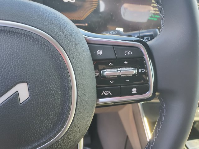 New 2026 Kia Carnival EX FWD image 22