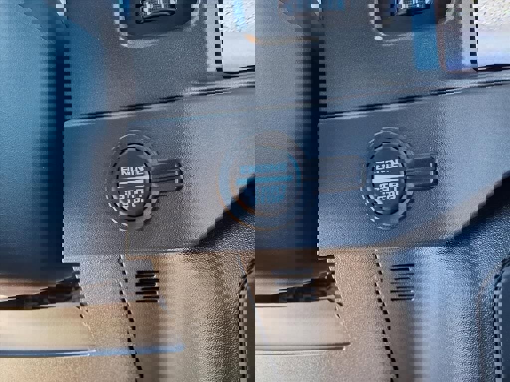 New 2025 Ford Bronco Big Bend w/ Black Diamond Package image 19