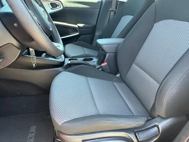 Used 2024 Kia Soul LX w/ Option Group 015 FWD image 14