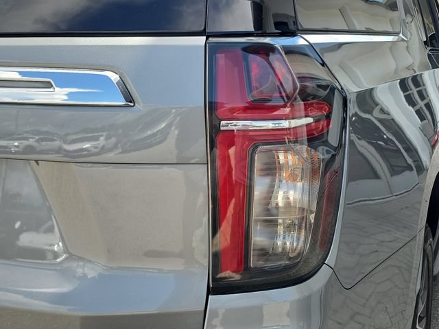 Certified 2024 Chevrolet Suburban LT AWD/4WD image 8