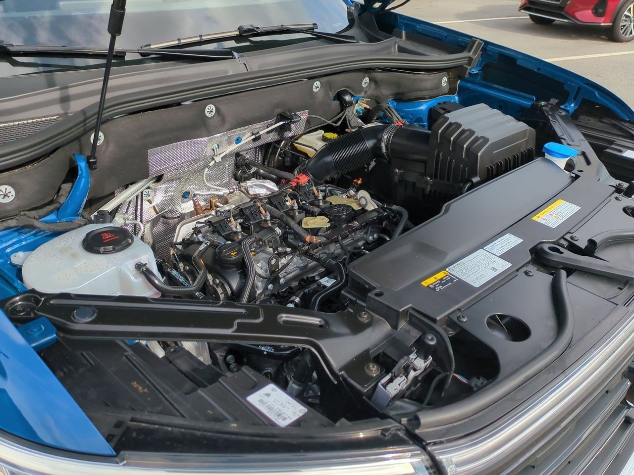 Used 2025 Volkswagen Atlas SEL Premium R-Line image 47